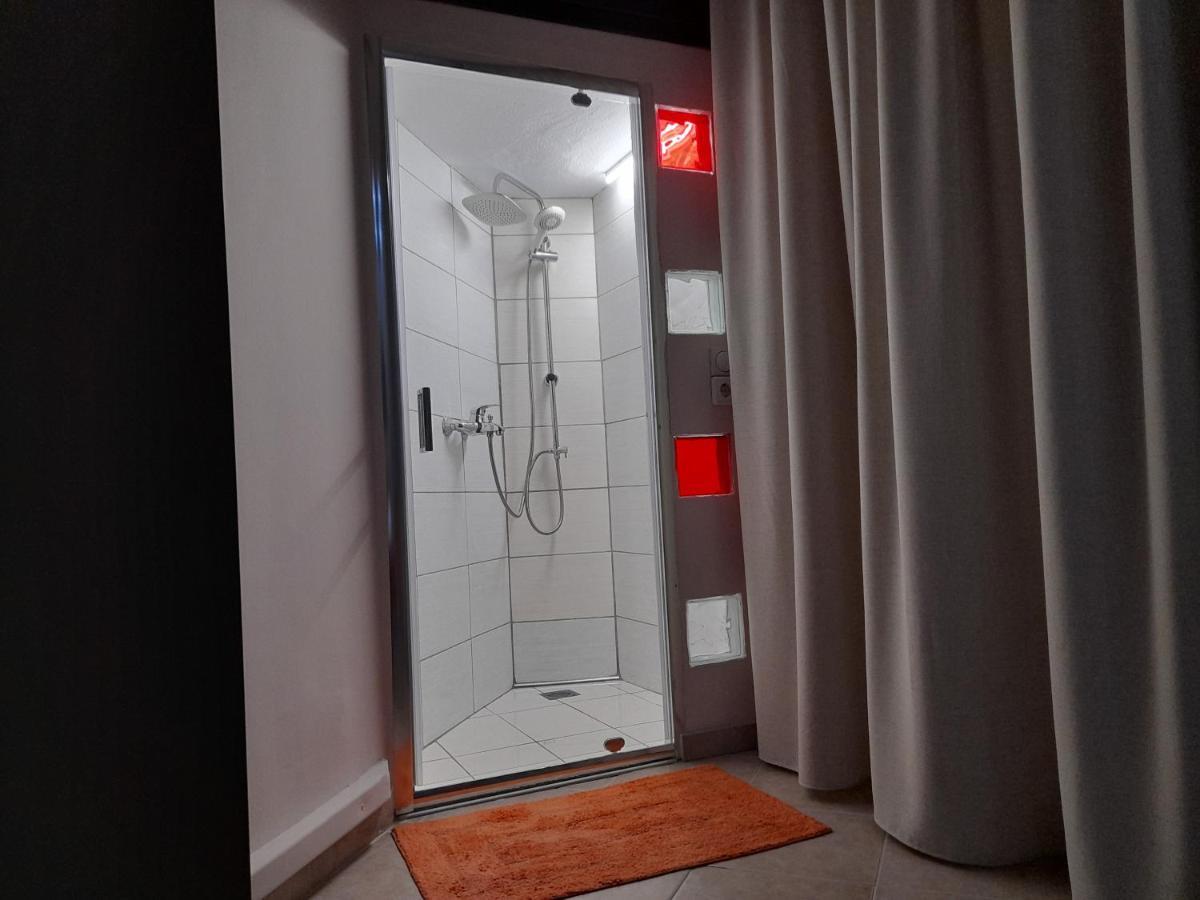 Exantas The Lux-Veria Apartment Luaran gambar
